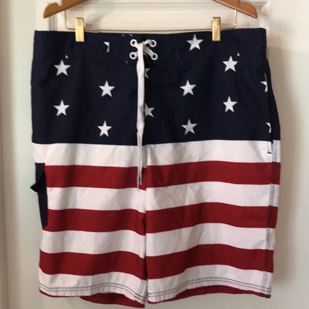 GUC - Men’s Swim Trunks Size 2XL